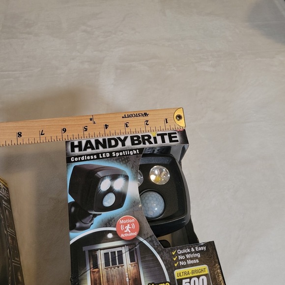 Handy Brite Cordless LED Spotlights 500 Ulta-Bright Lumens Battery Powered 2pk - Picture 8 of 8